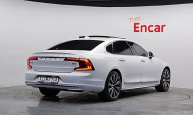 S90