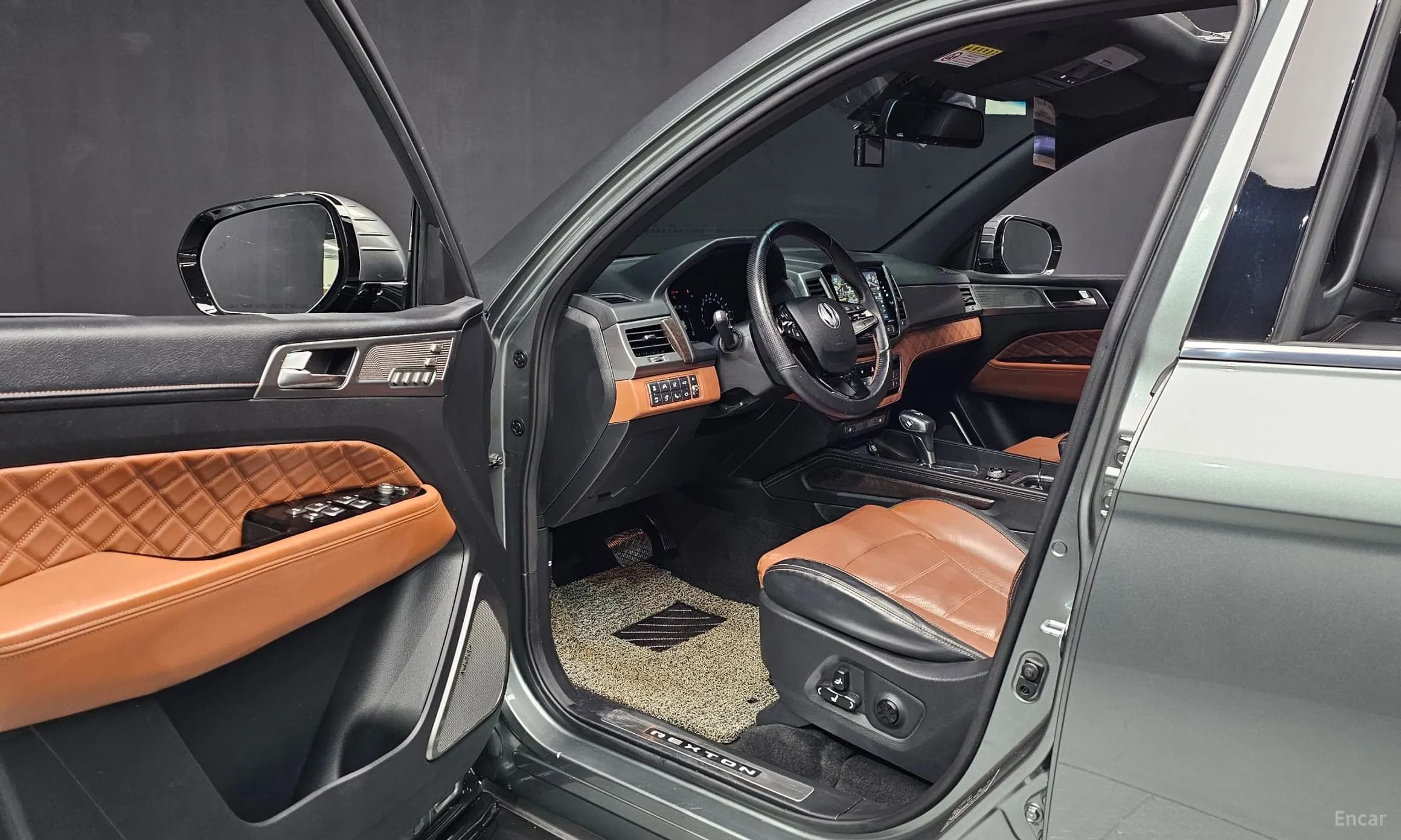G4 Rexton