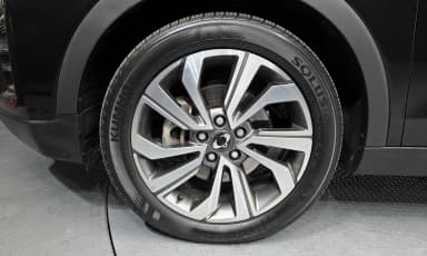 Berry New Tivoli