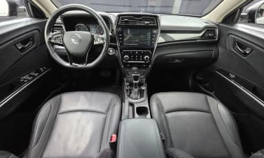 Berry New Tivoli