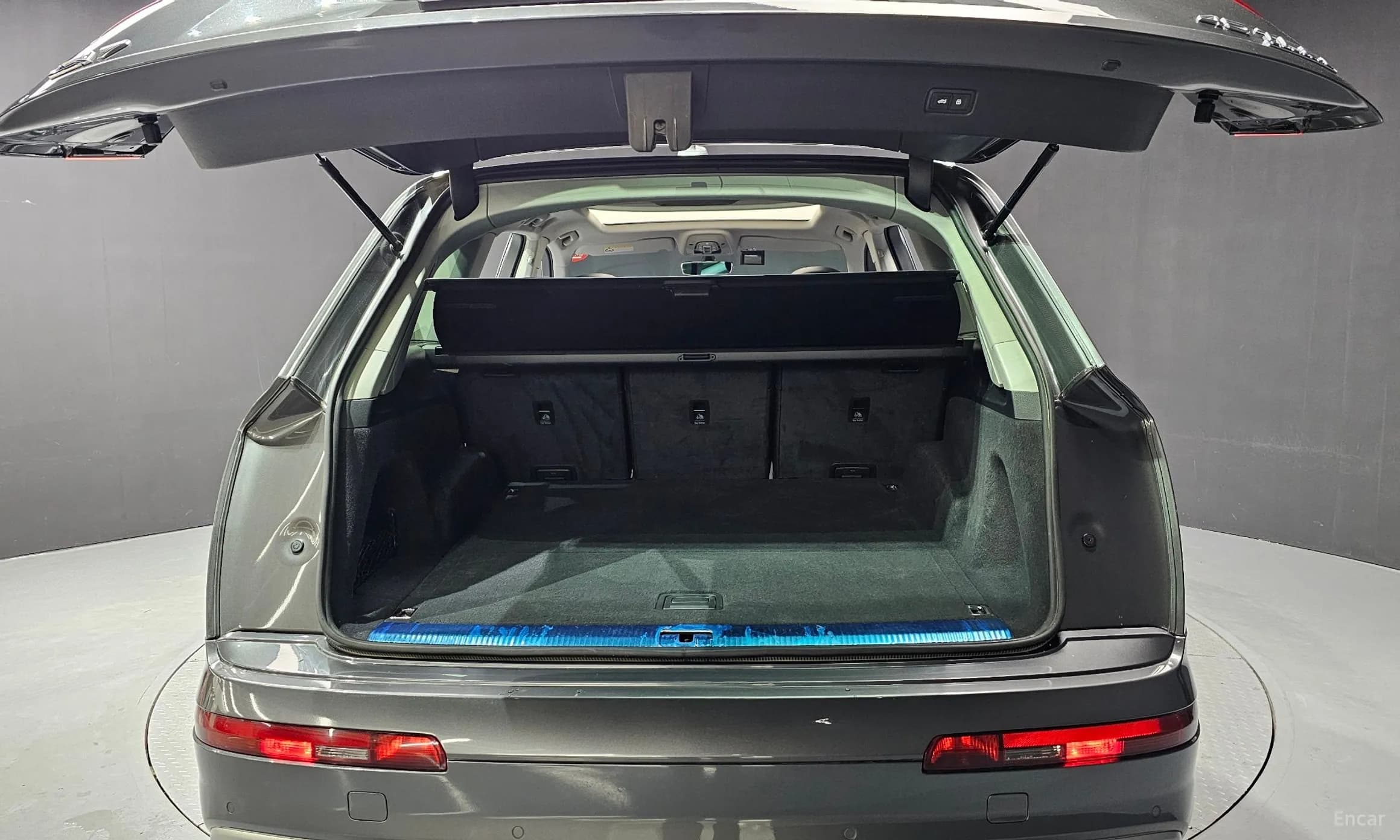 Q7 (4M)