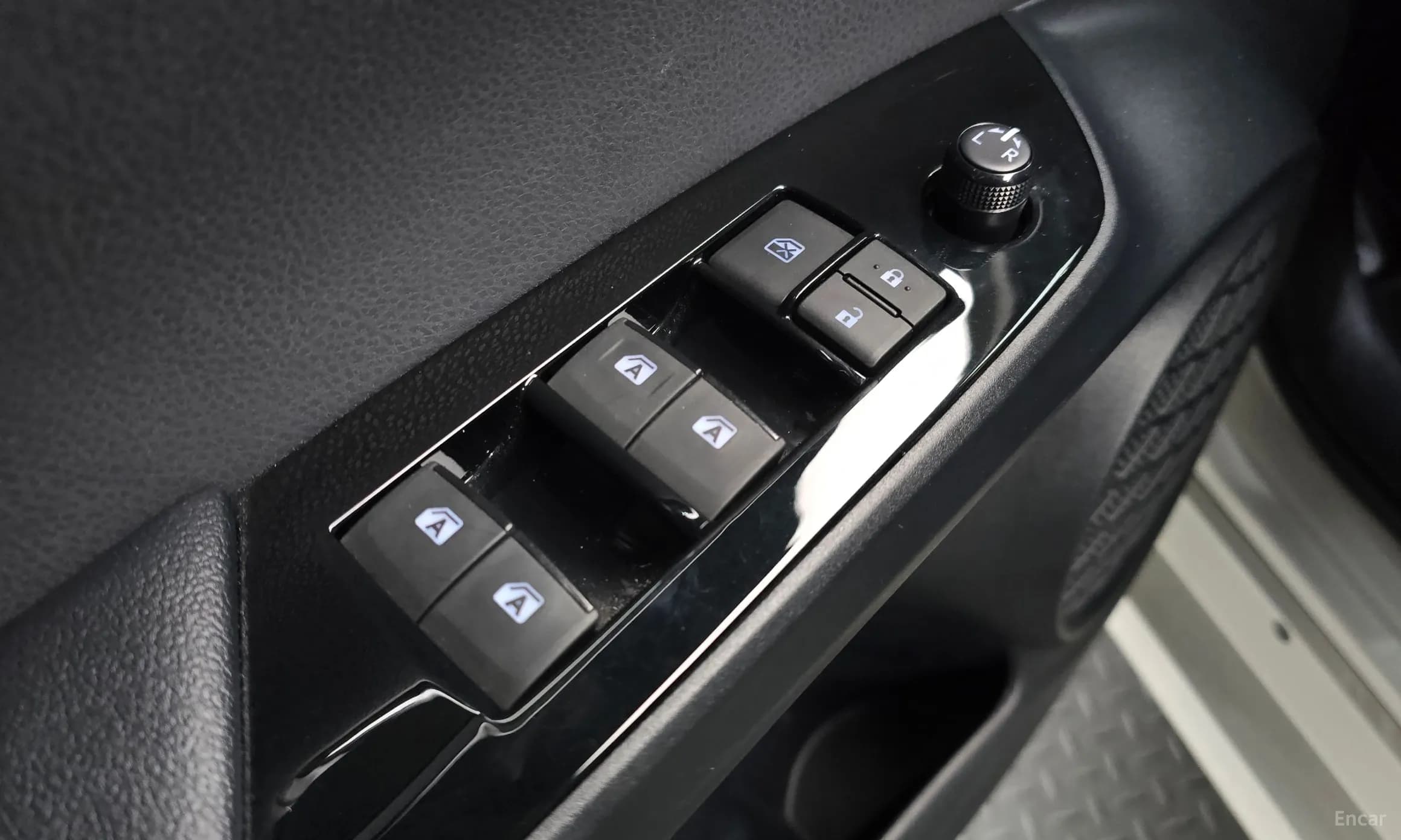 Prius 4th Generation