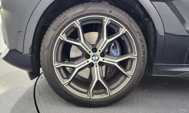 X6 (G06)
