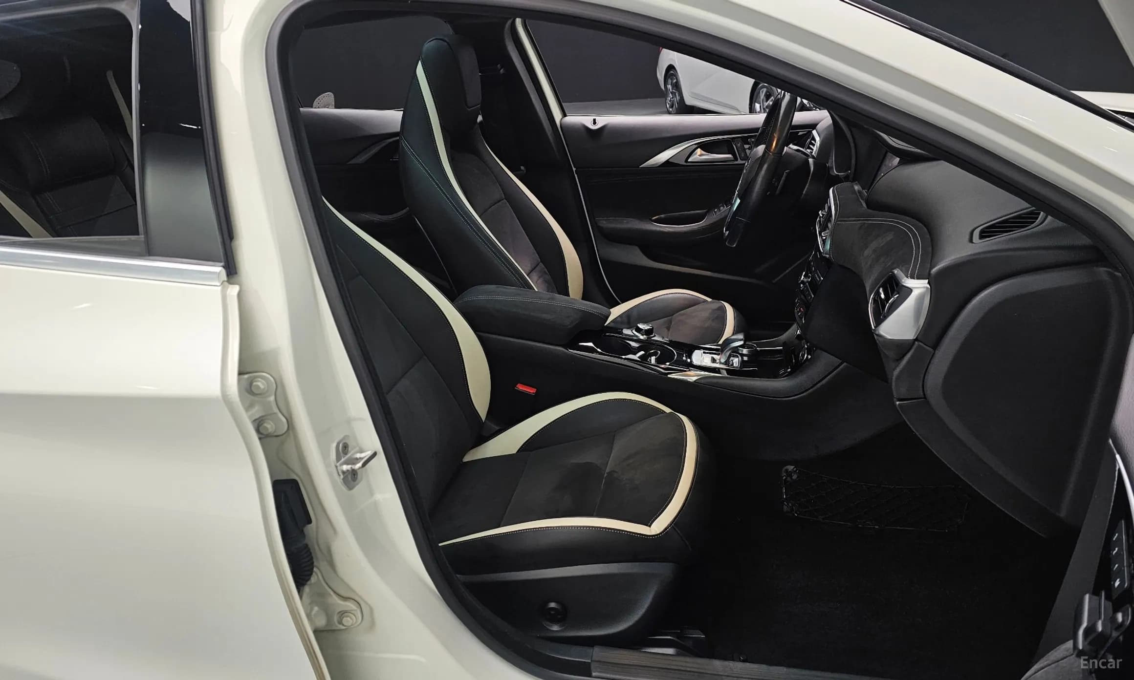Q30