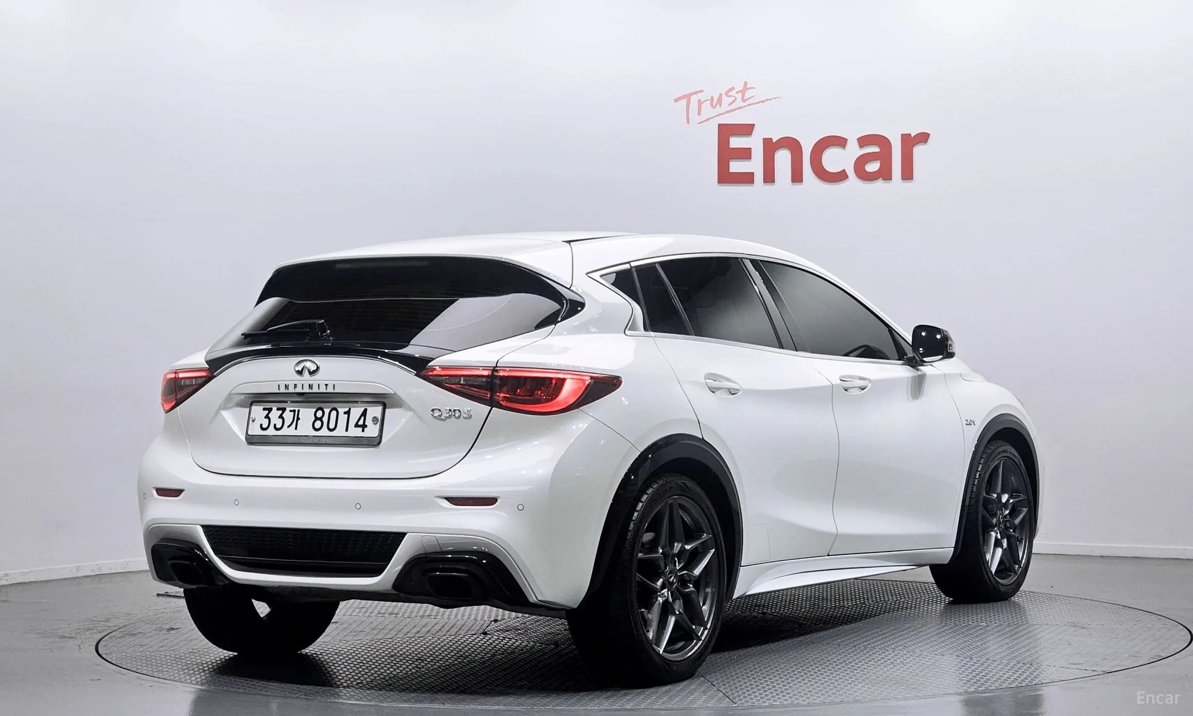 Q30