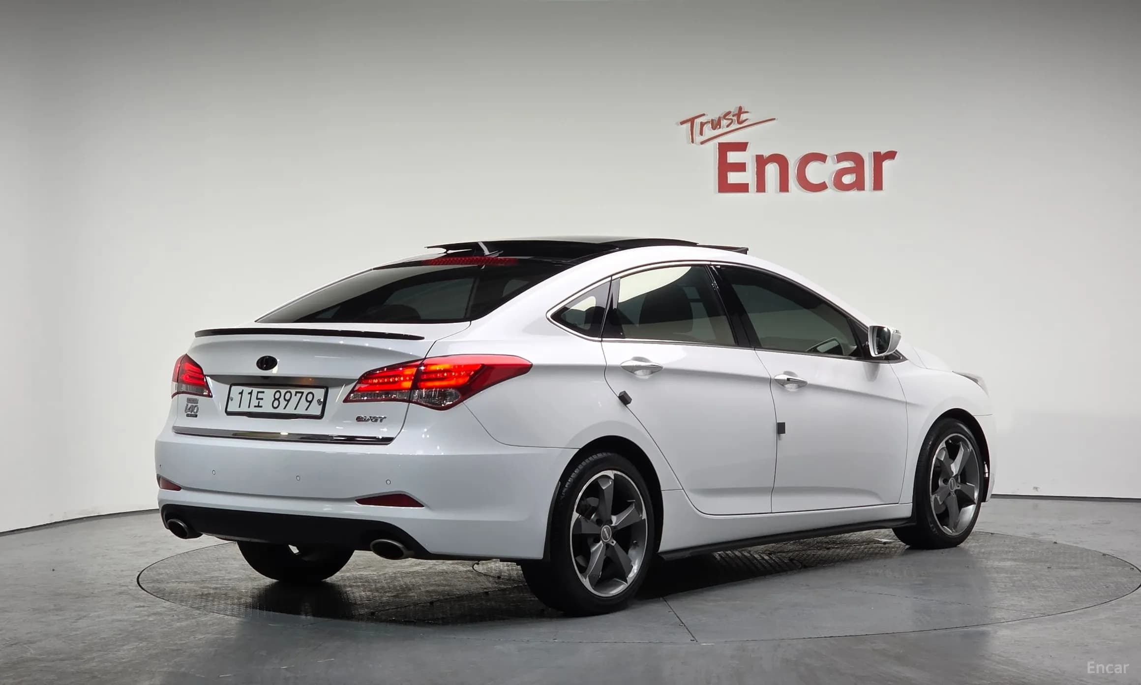 i40 saloon