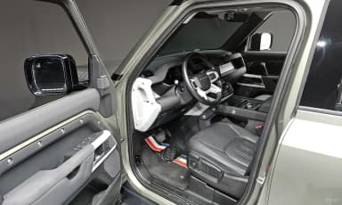 Defender (L663)