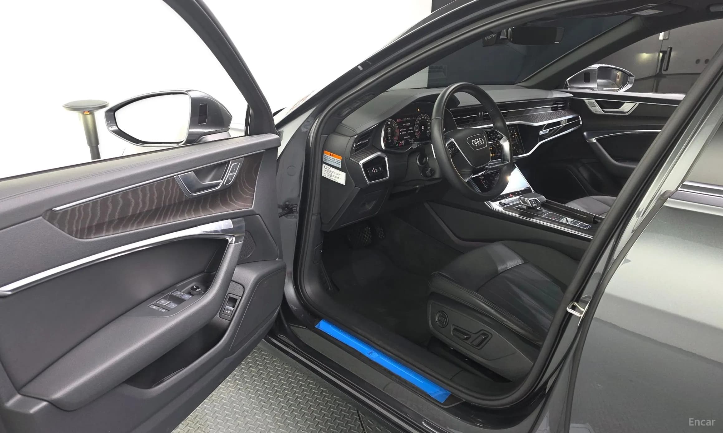 A6 (C8)