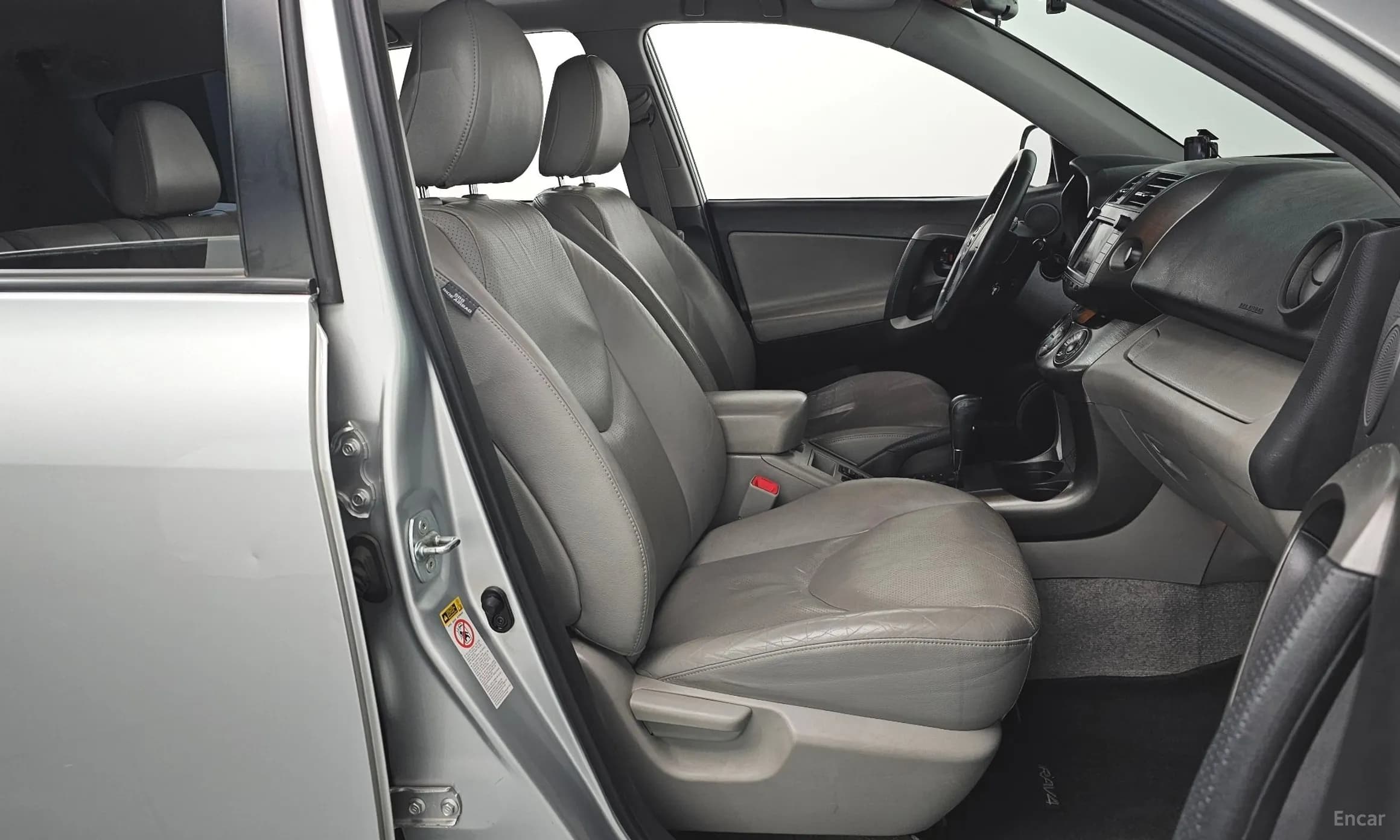 RAV4