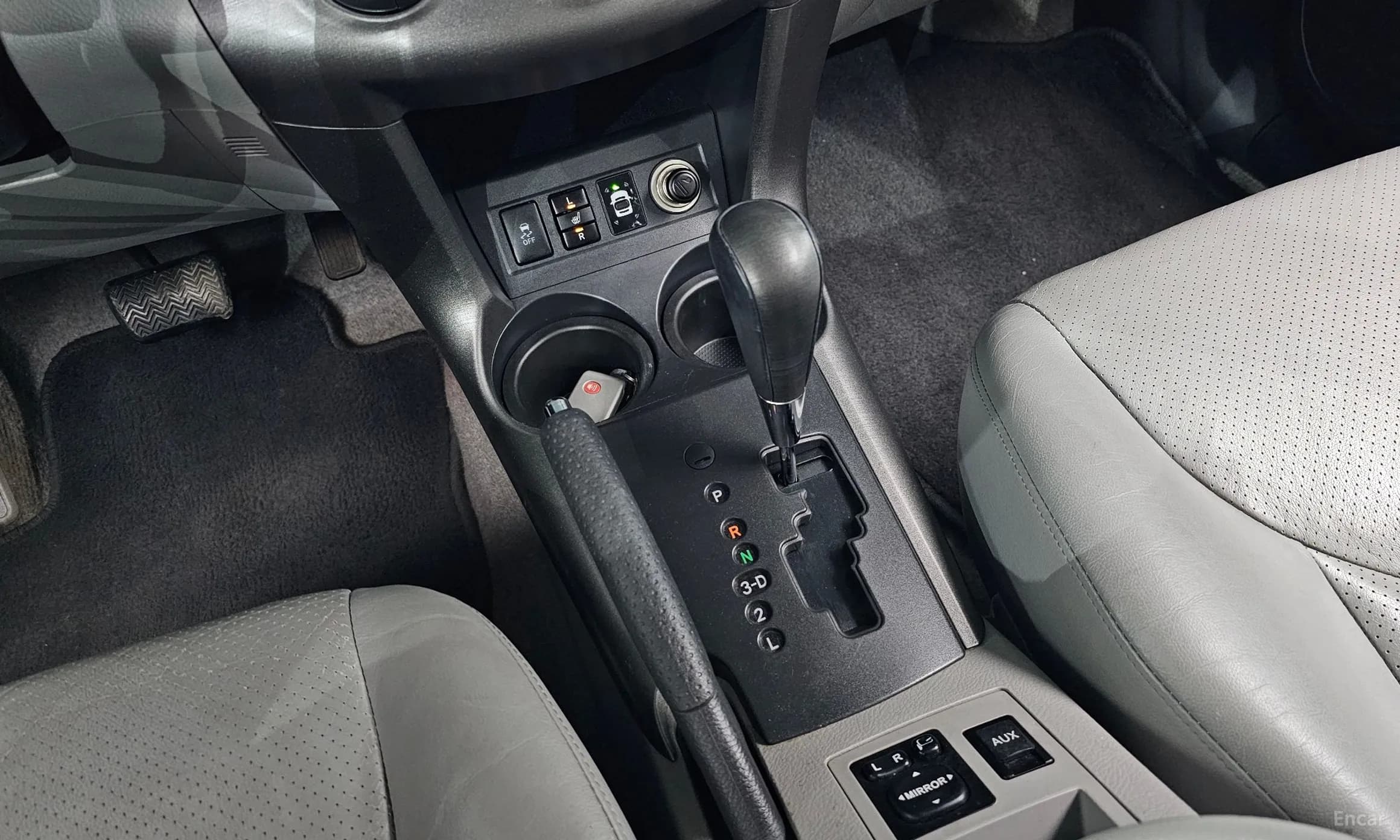 RAV4