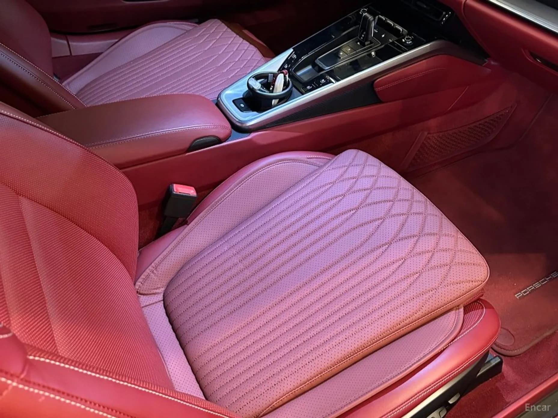 911 (992)