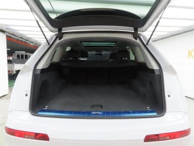 Q7 (4M)