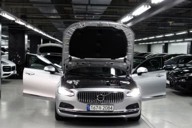 S90