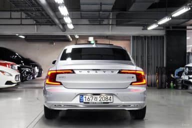 S90