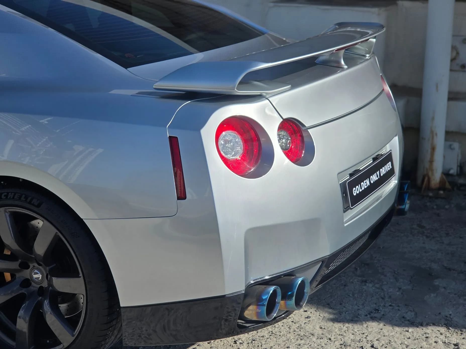GT-R