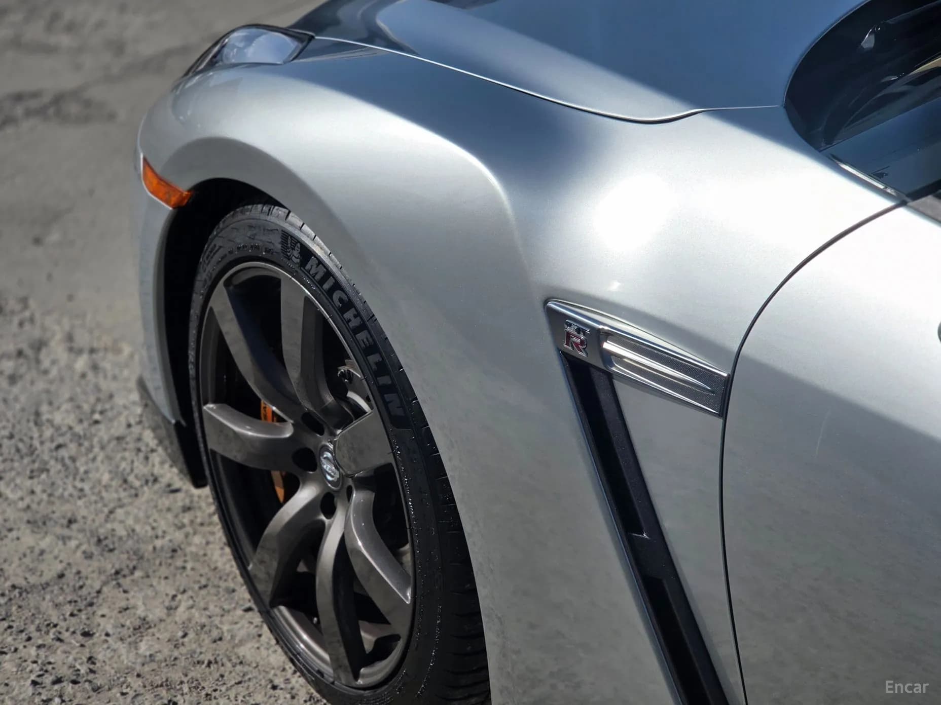GT-R