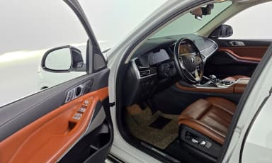 X7 (G07)