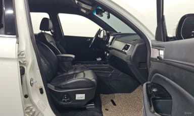 G4 Rexton