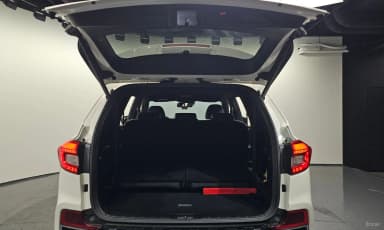 G4 Rexton