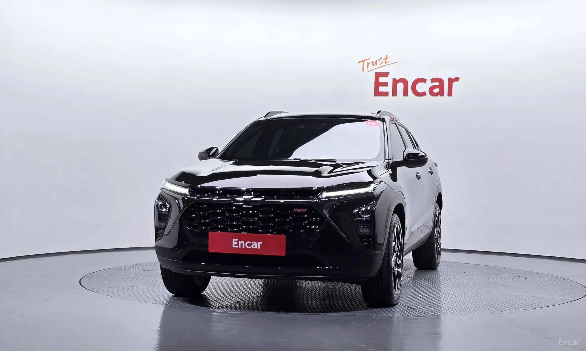 Trax Crossover