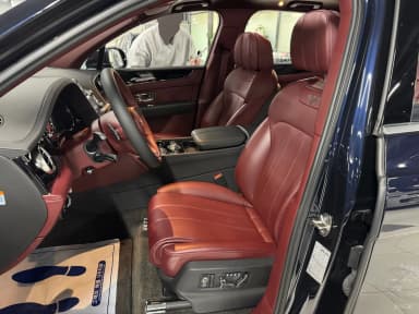 Bentayga