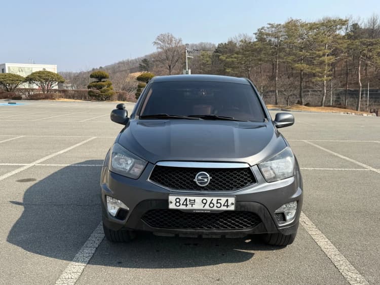 Korando Sports