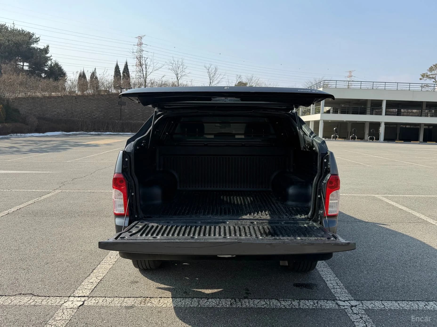 Korando Sports