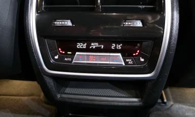 X6 (G06)