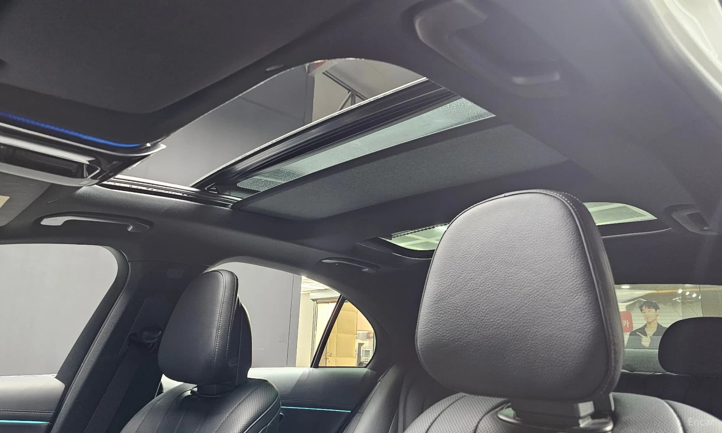 E-Class W214