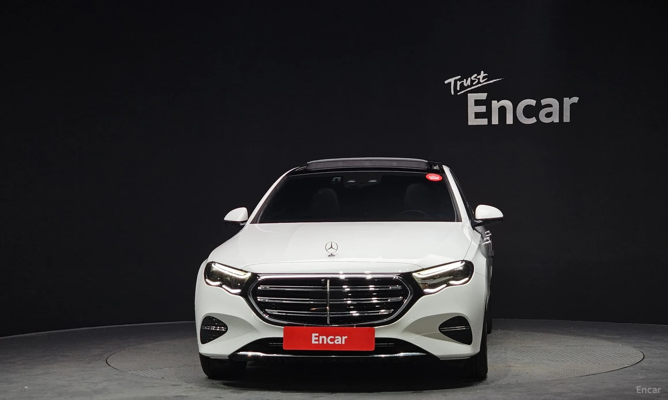 E-Class W214