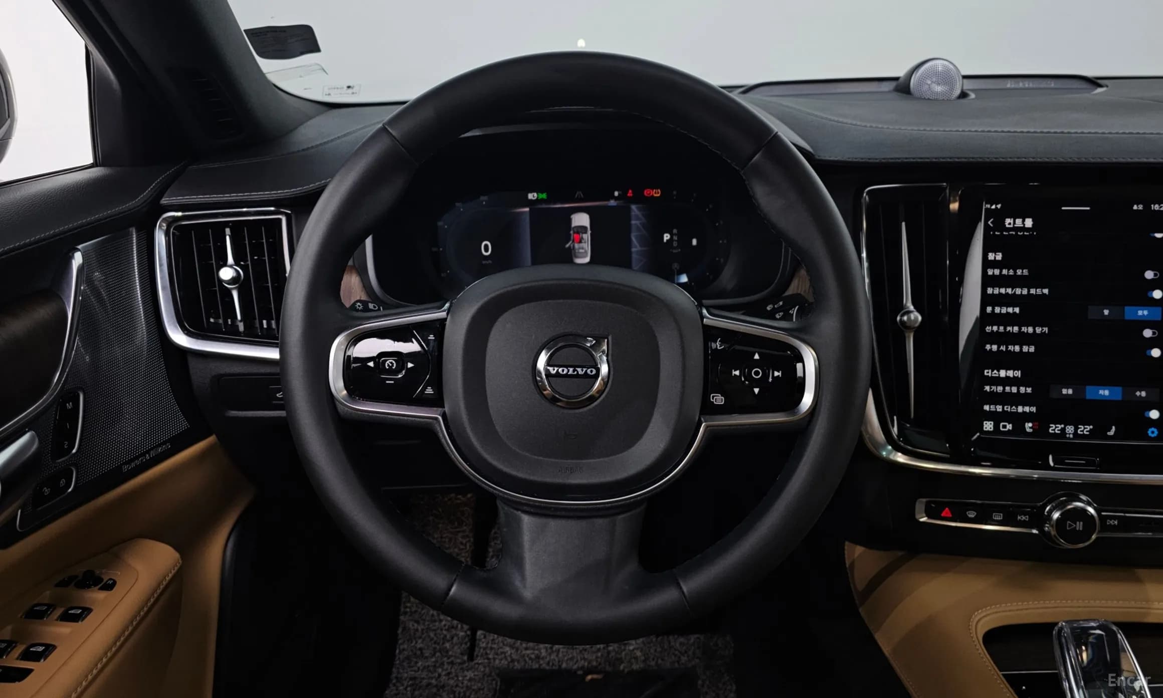 S90