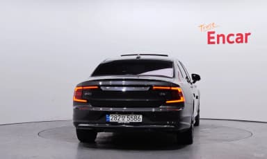 S90