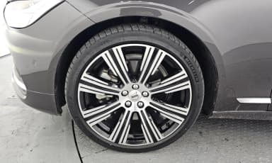 S90
