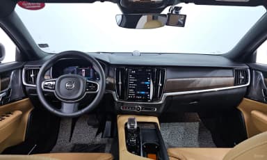 S90