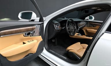 S90