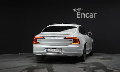 S90