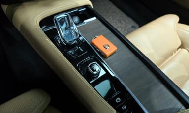 S90