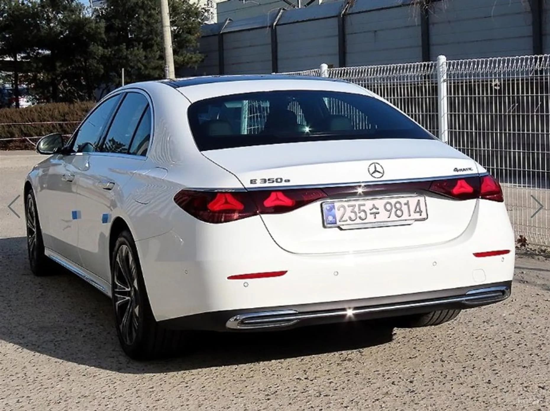 E-Class W214