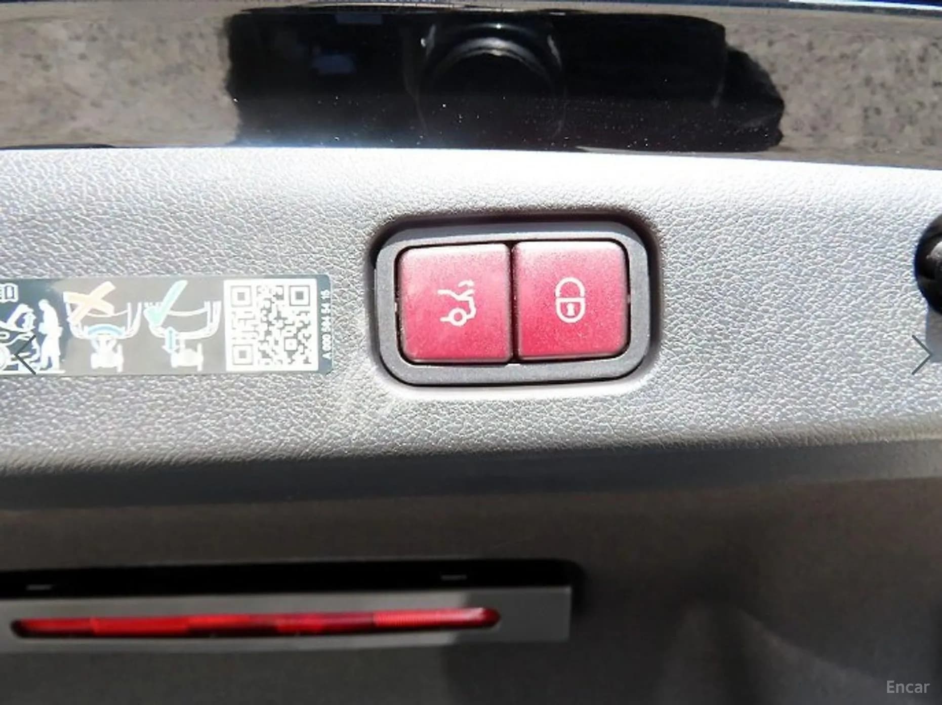 E-Class W214