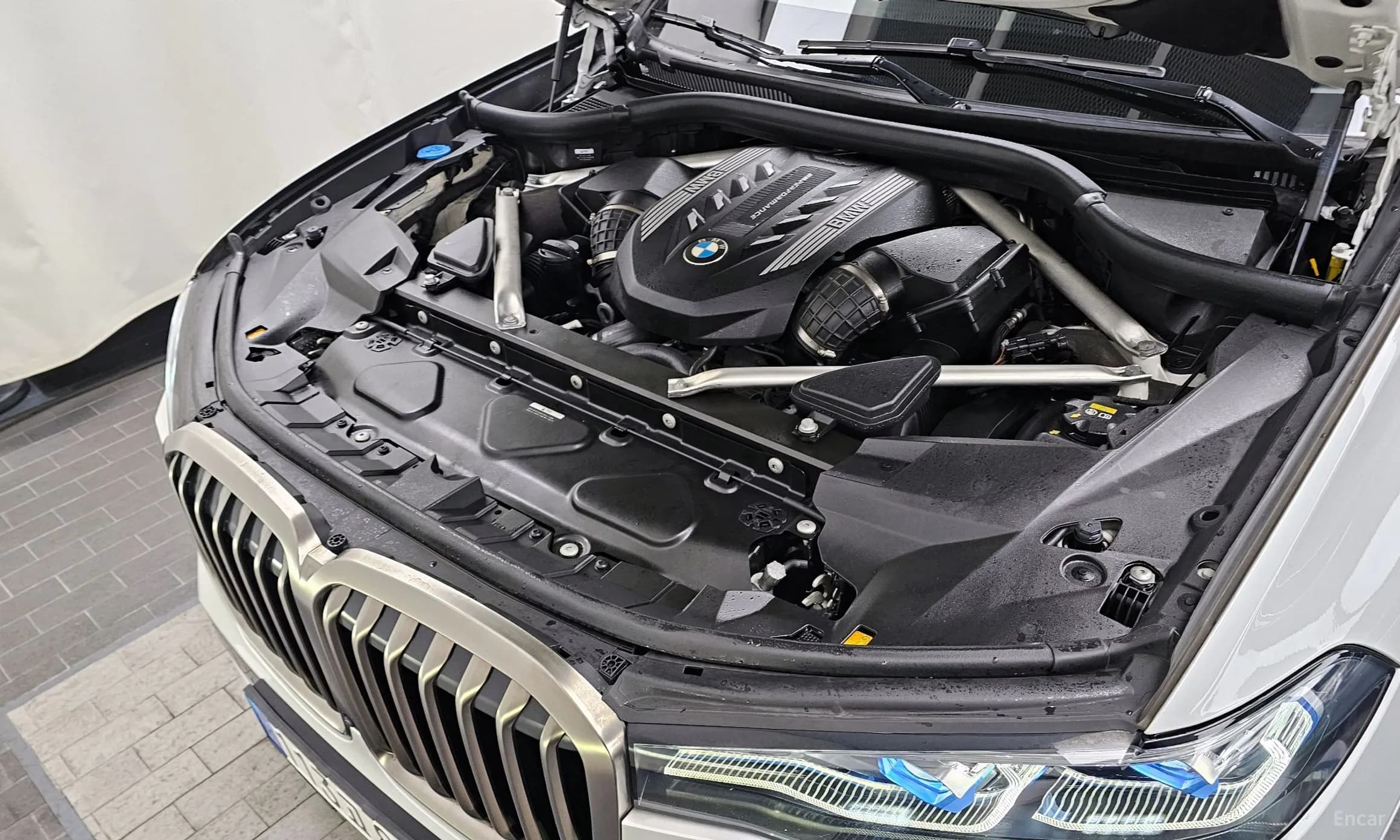 X7 (G07)