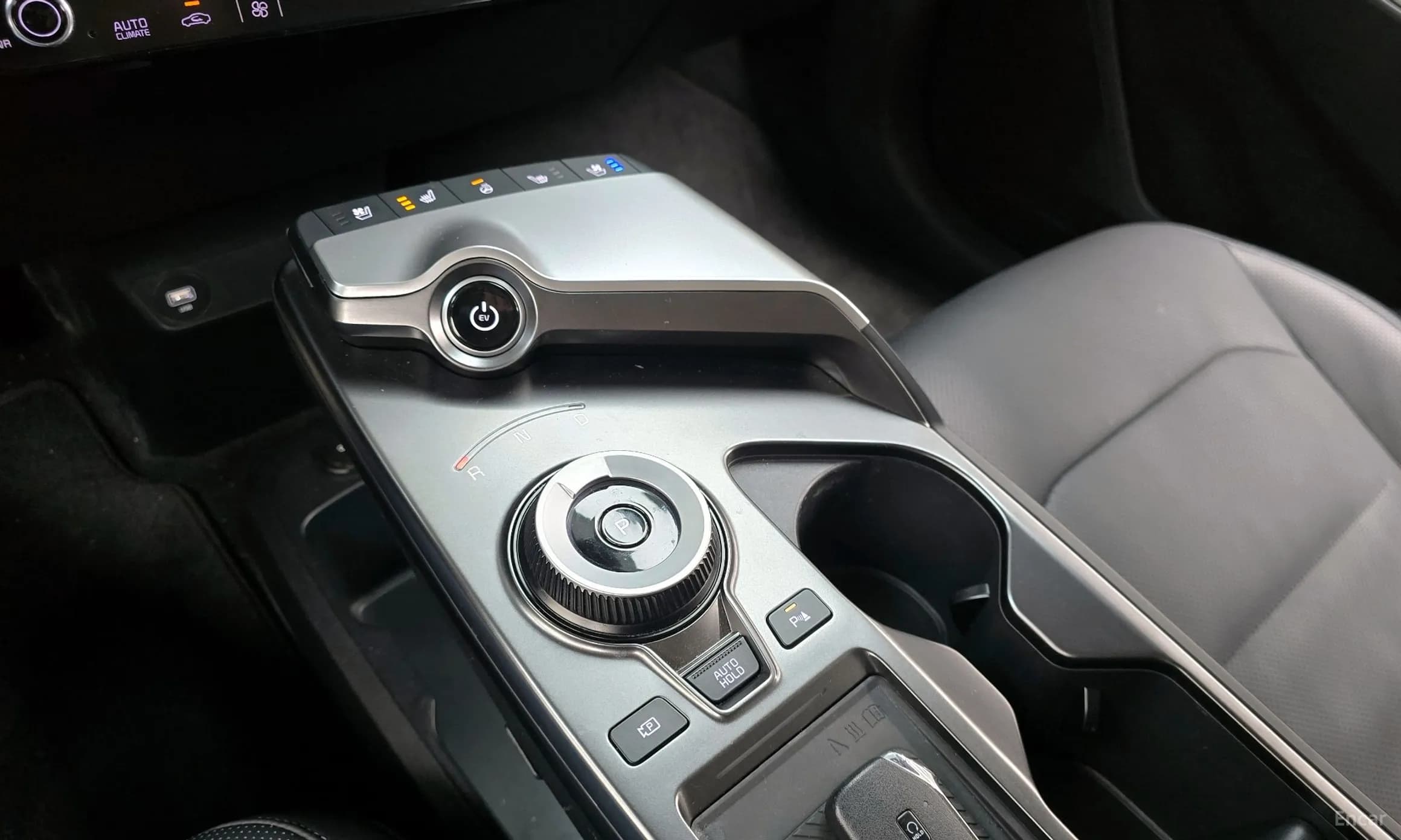 EV6