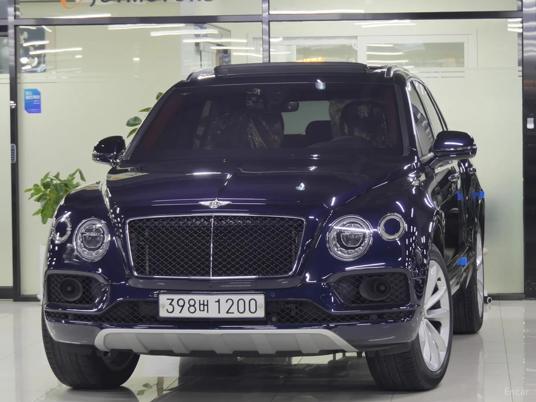 Bentayga