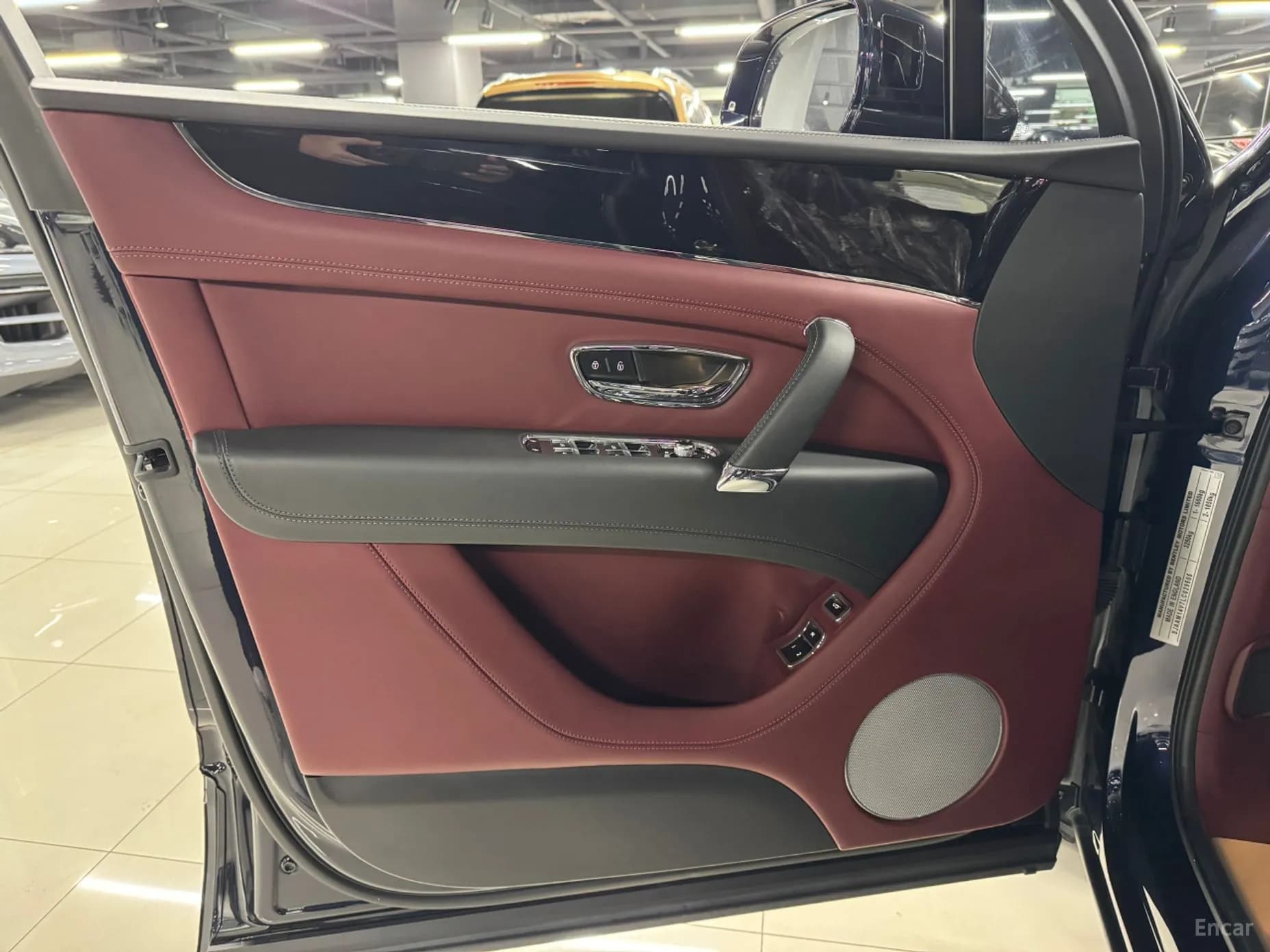 Bentayga