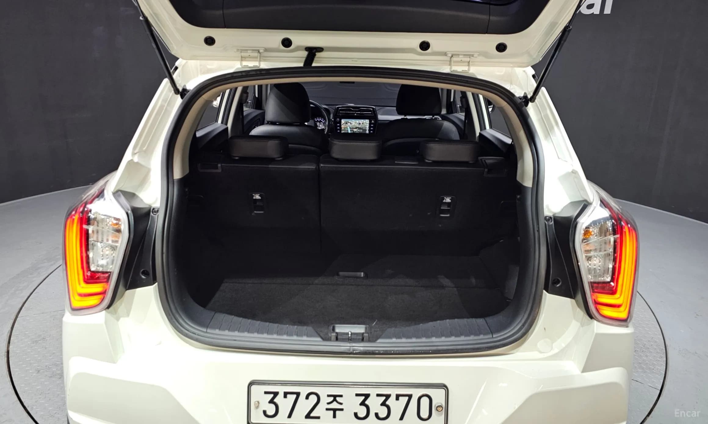 Berry New Tivoli