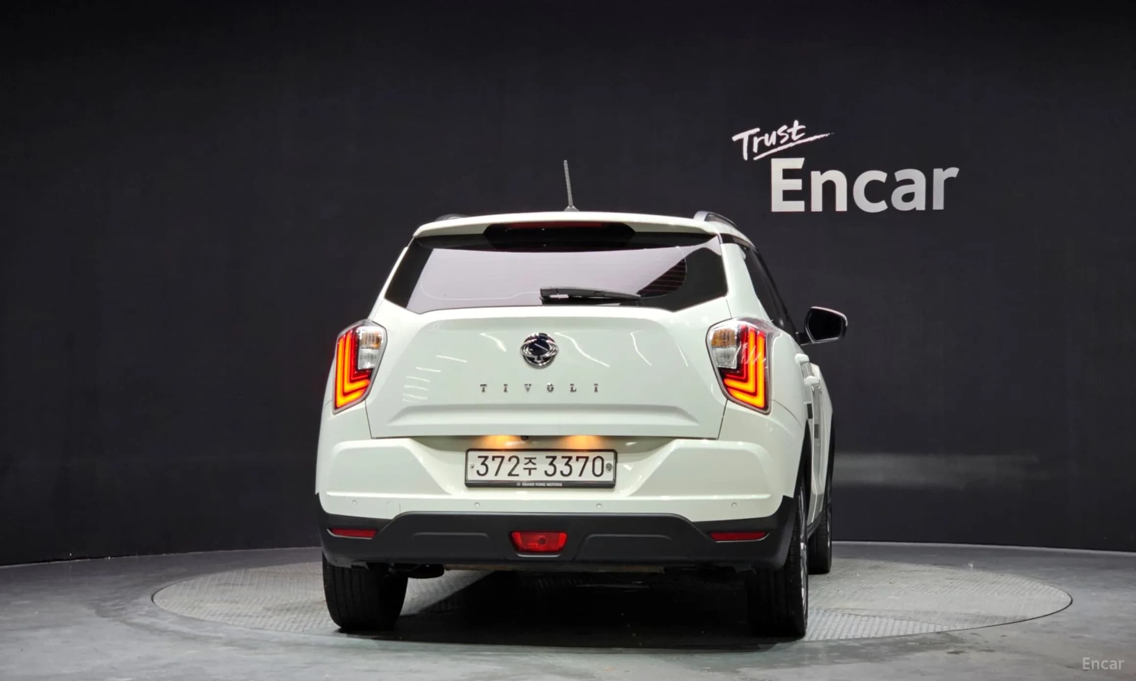 Berry New Tivoli