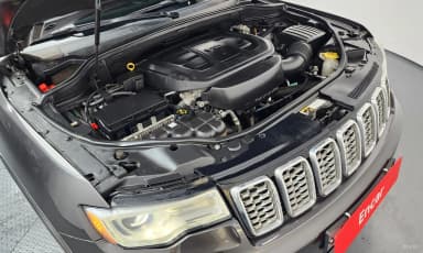 Grand Cherokee