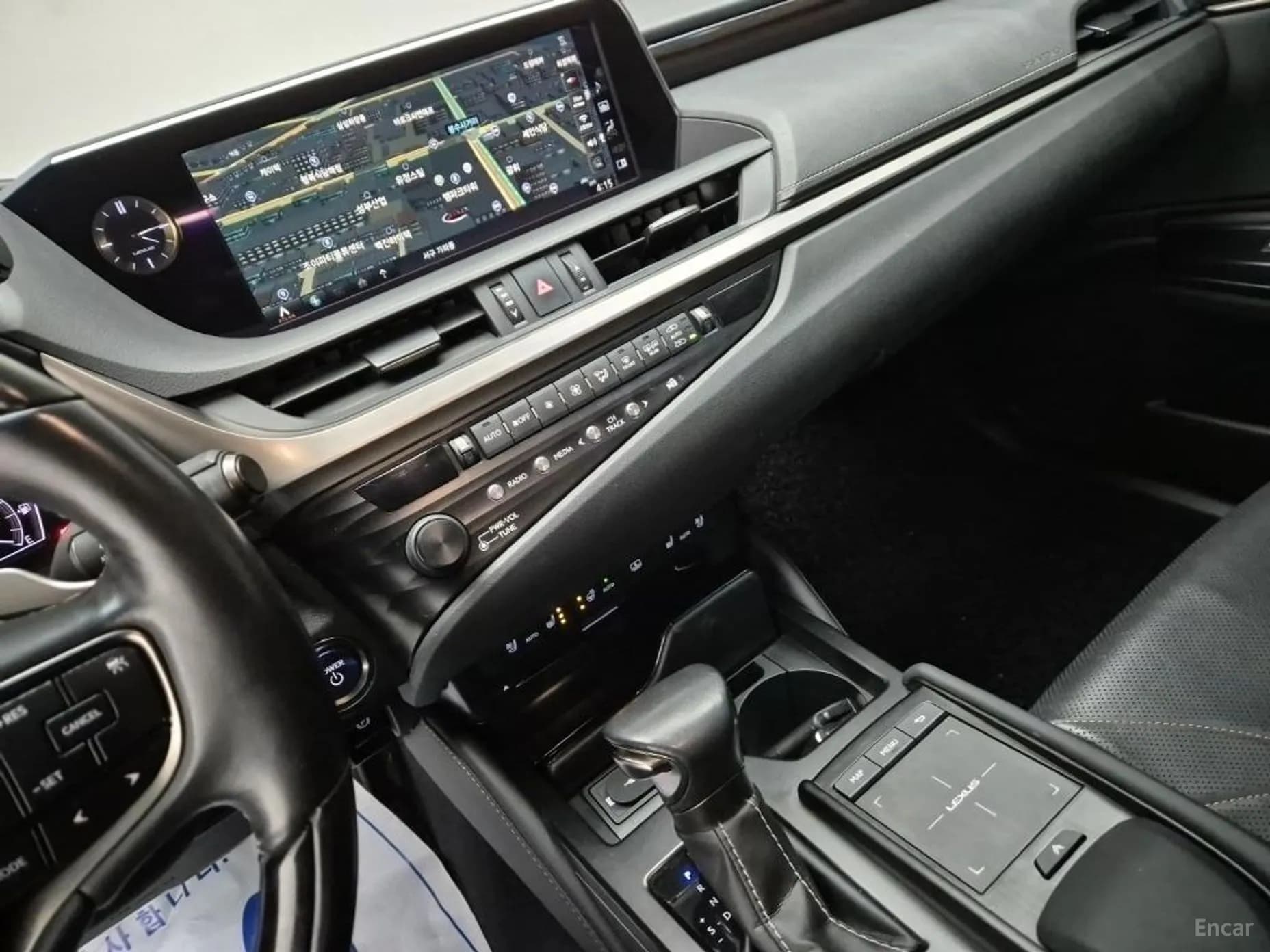 ES300h 7th Generation