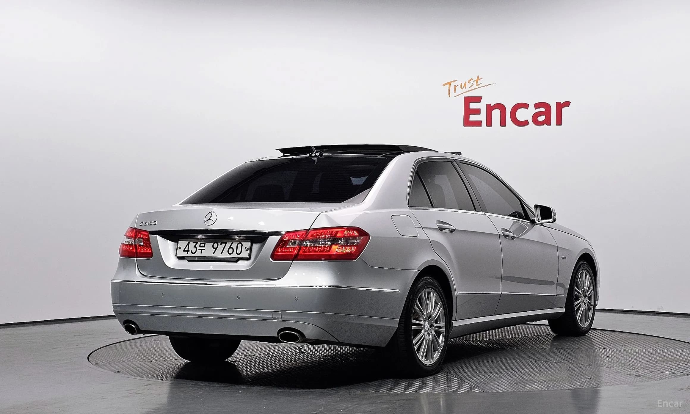 E-Class W212
