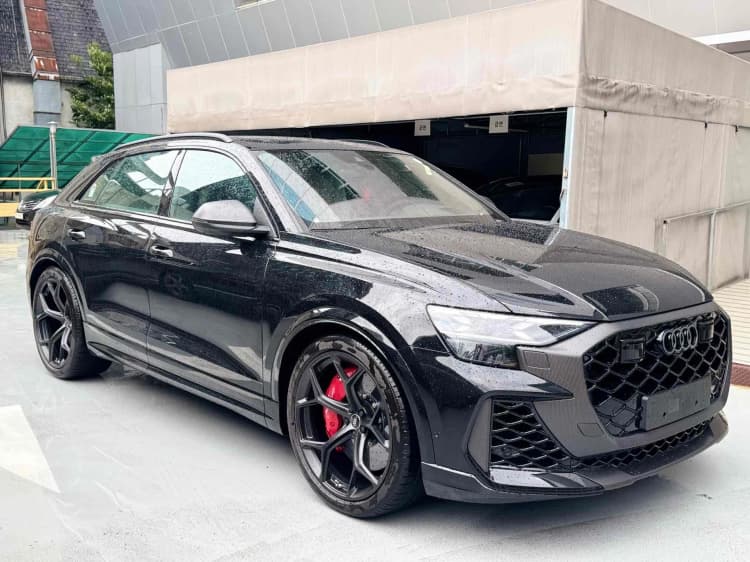 RSQ8 (4M)
