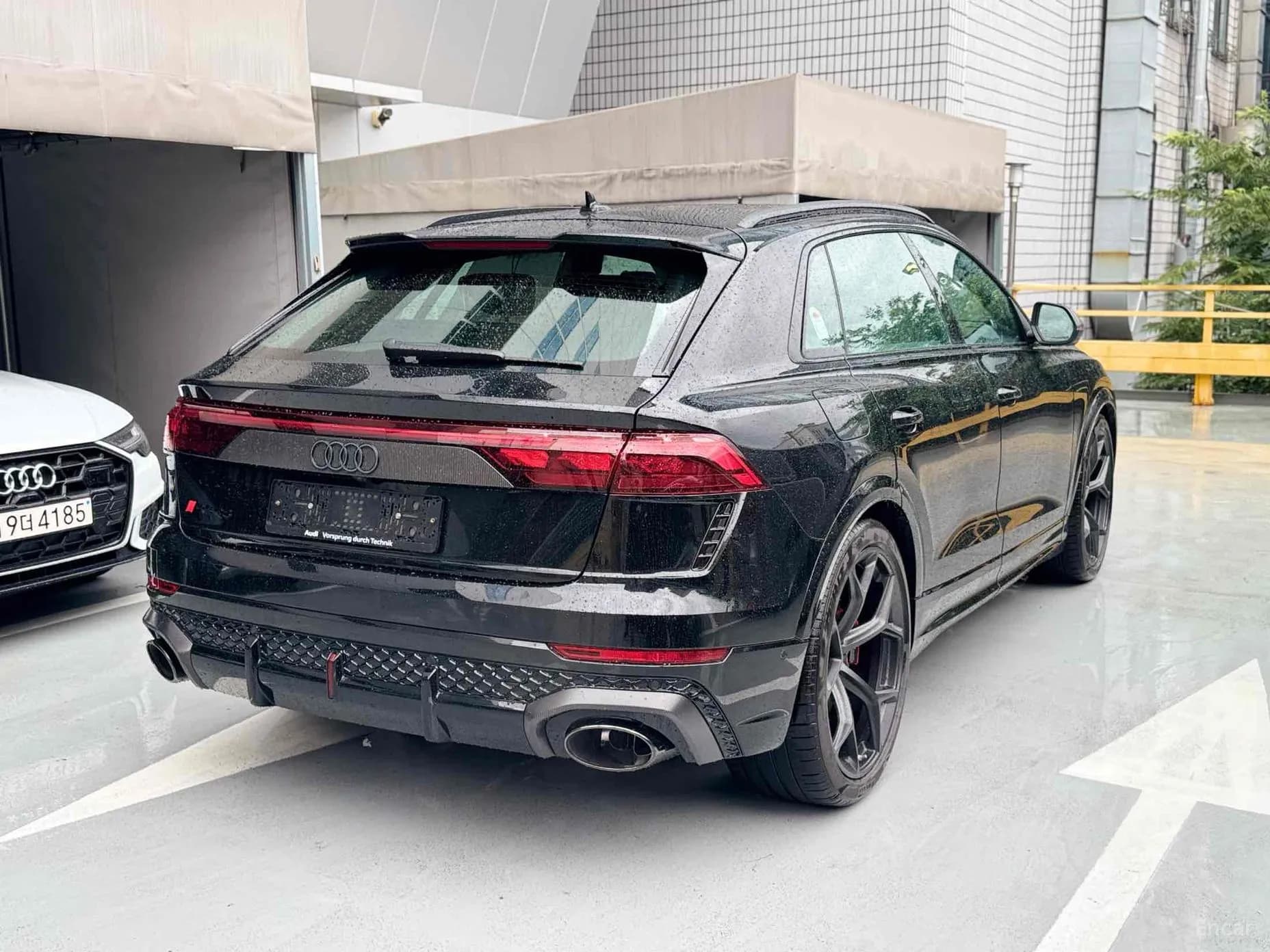 RSQ8 (4M)